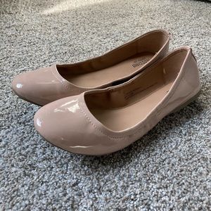 SOLD Mossimo Nude Flats